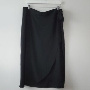 Ann Taylor Wrap Skirt sz 16 Black